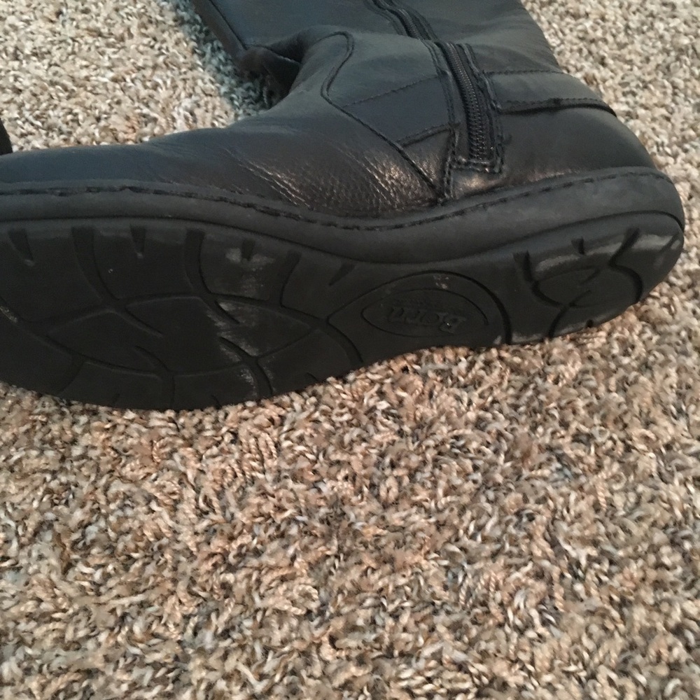 Black born boots